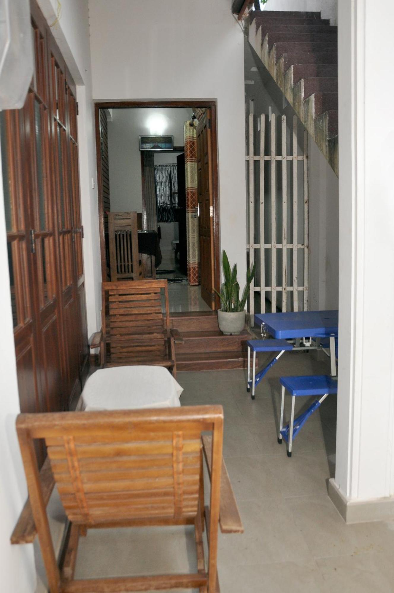 Golden Shower Inn Kandy Eksteriør bilde